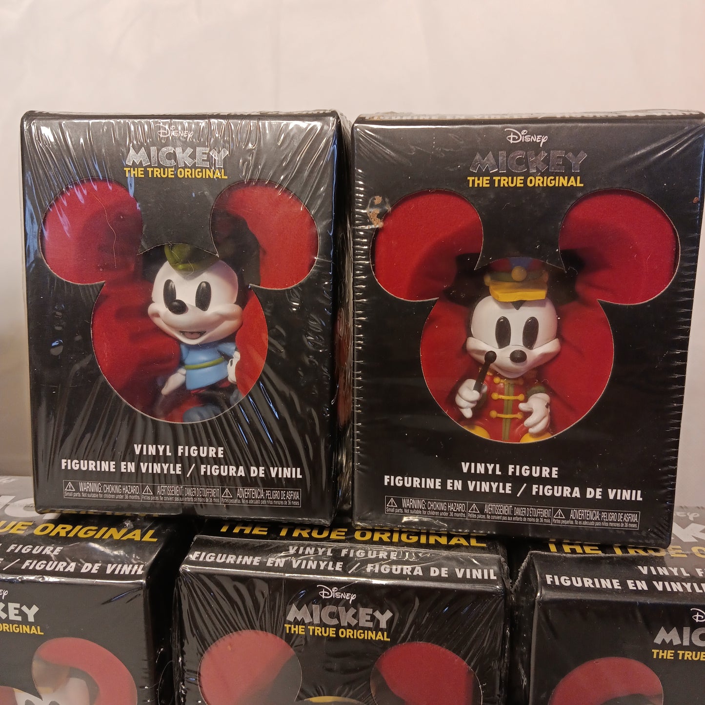 5 Disney Mickey the true original 90 years vinyl figs new in box with display