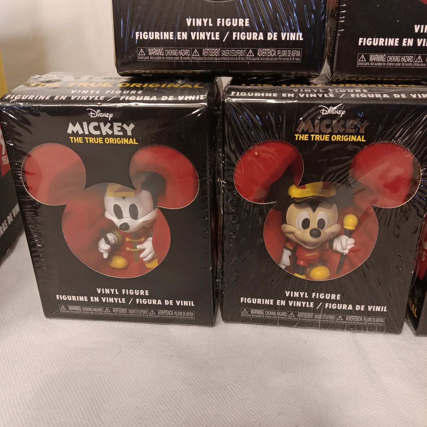 5 Disney Mickey the true original 90 years vinyl figs new in box with display