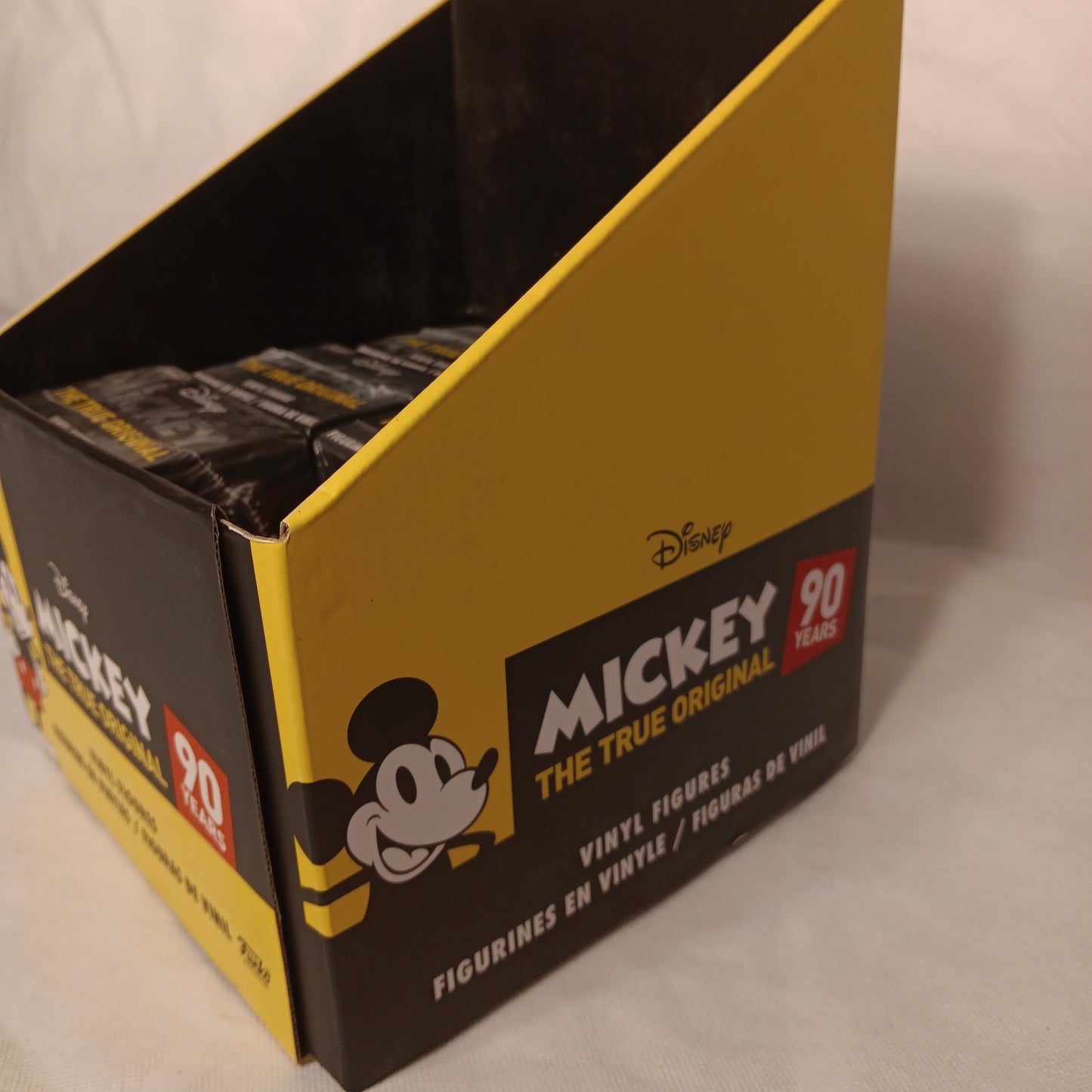 5 Disney Mickey the true original 90 years vinyl figs new in box with display